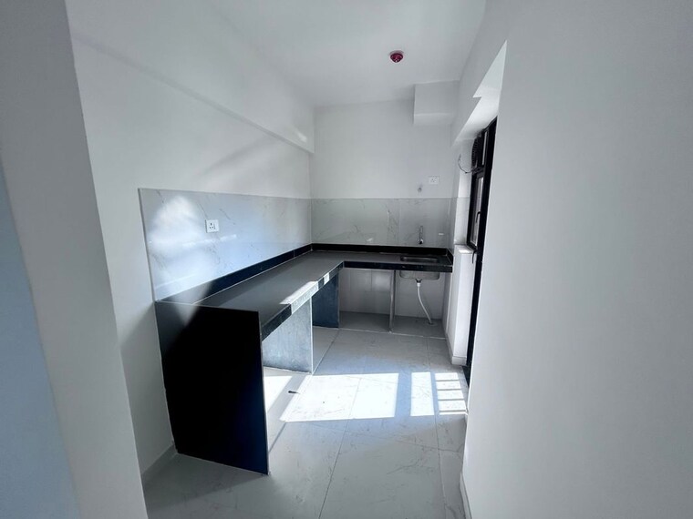 Kitchen, runwal-gardens-phase-2 2 Bedroom 656 Sq.Ft. Apartment In Dombivli East Thane 10257301