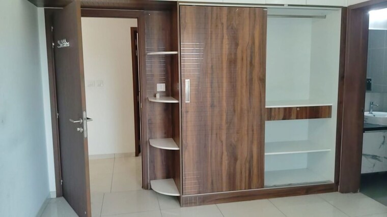 Room, l-t-raintree-boulevard 3 Bedroom 1985 Sq.Ft. Apartment In Hebbal Bangalore 10257303