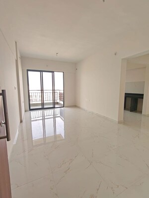 Room in 2 BHK Apartment at Runwal Gardens, Dombivli East – for Rent