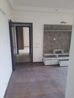 3.5 BHK Apartment For Sale in Mahindra Aura