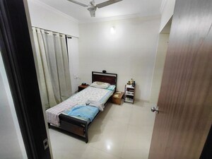 Bedroom in 1 BHK Apartment at Raunak 108, Kasarvadavali – for Rent