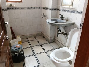 Bathroom in 3 BHK Apartment at Sector 4 Dwarka – for Rent