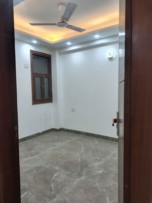 Room in 2 BHK Builder Floor at Malviya Nagar – for Rent
