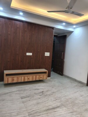 Room in 2 BHK Builder Floor at Malviya Nagar – for Rent