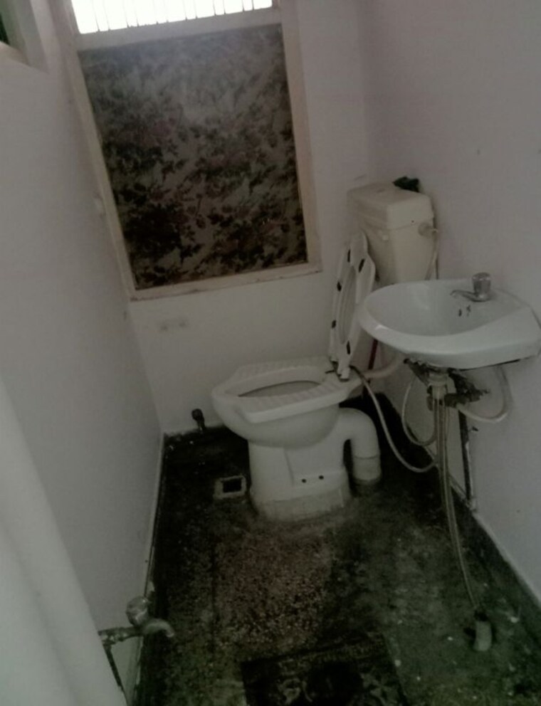 Bathroom, aliganj 1 Bedroom 1012 Sq.Ft. Villa In Aliganj Lucknow 10257392