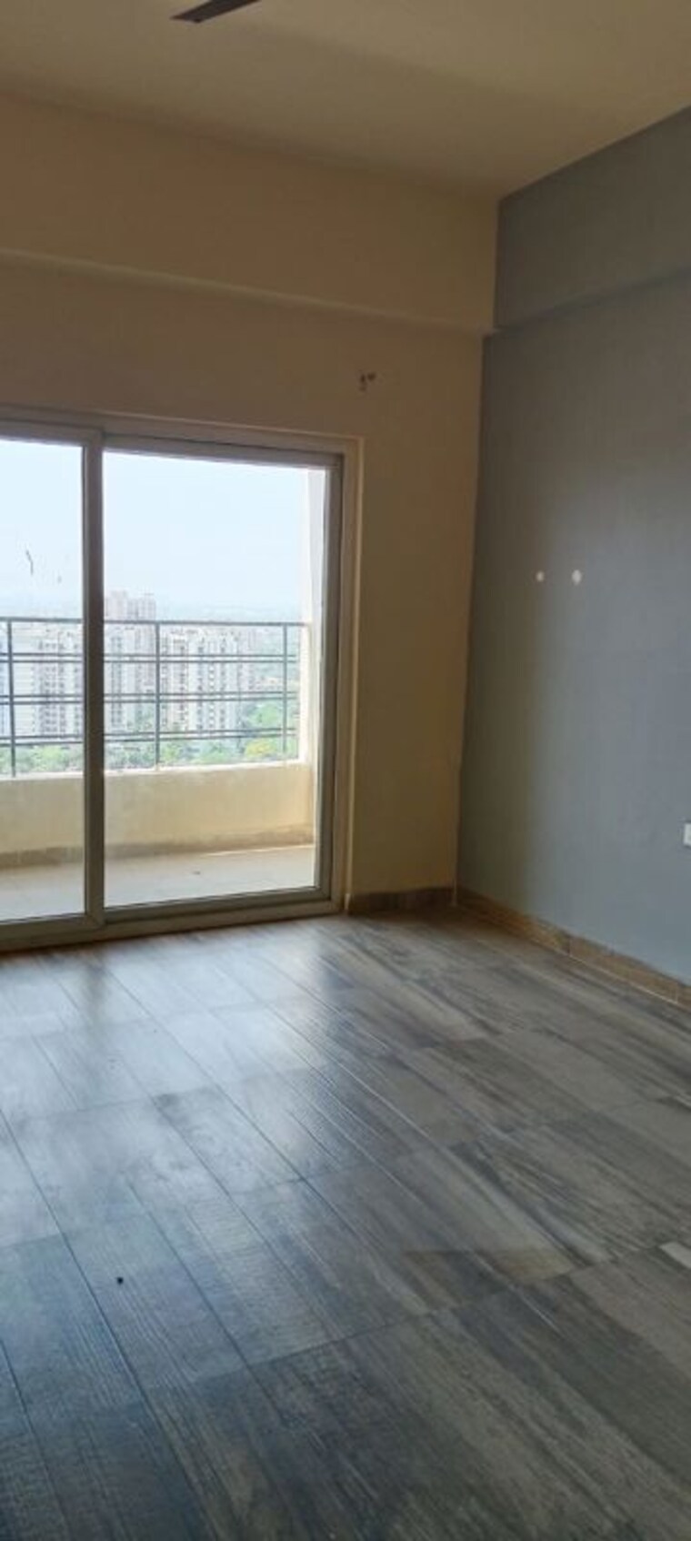 Room, paramount-golfforeste 1 Bedroom 435 Sq.Ft. Apartment In Zeta I Greater Noida Greater Noida 10257396