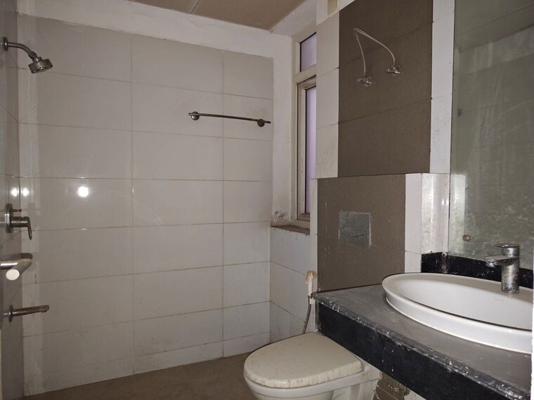 Bathroom, mahindra-aura 4 Bedroom 2397 Sq.Ft. Apartment In Sector 110a Gurgaon 10257485