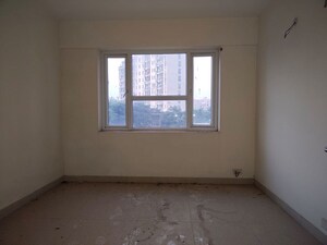 Room in 4 BHK Apartment at Mahindra Aura, Sector 110a – for Sale