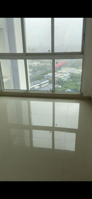 2 BHK Apartment For Rent in Harasiddh Viraaj, Malad East