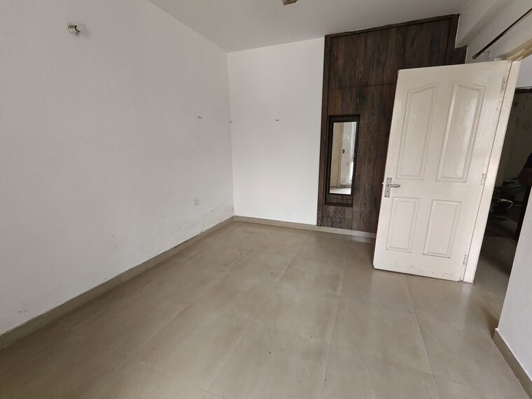 Room, vatika-city-homes 3.5 Bedroom 1935 Sq.Ft. Apartment In Sector 83 Gurgaon 10257385