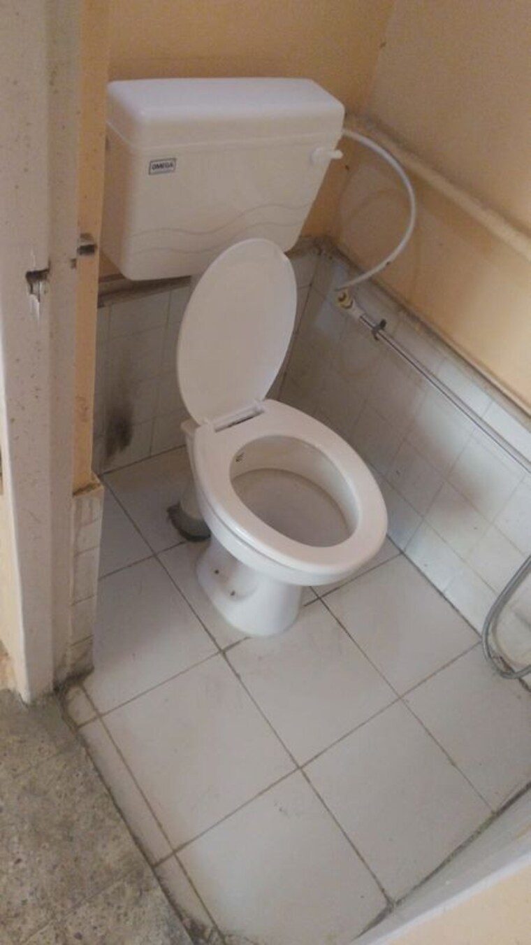 Bathroom, akashdeep-apartment 1 RK 500 Sq.Ft. Apartment In Dhayari Pune 10257495