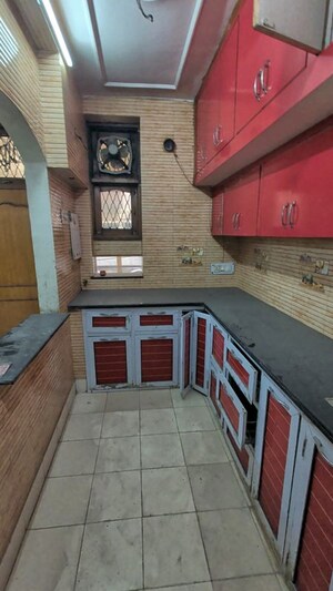 Kitchen in 4 BHK Builder Floor at Pitampura – for Rent