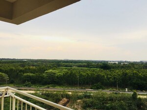 Plot Area in 2.5 BHK Apartment at Ramky One North, Yelahanka – for Rent