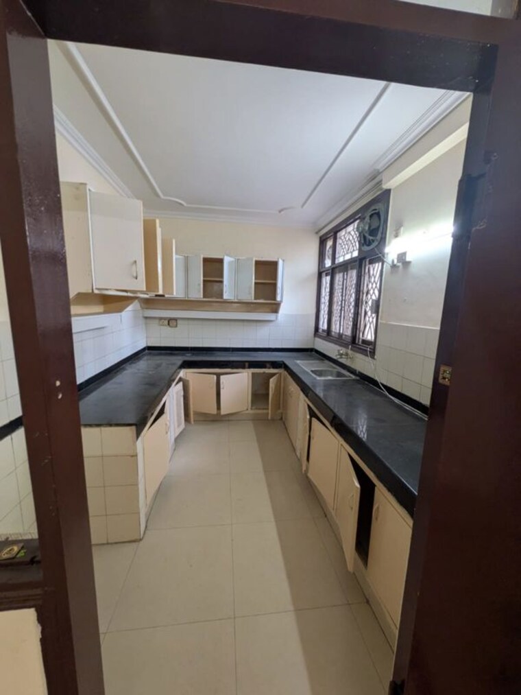 Kitchen, ansal-florence-villa 2.5 Bedroom 300 Sq.Ft. Villa In Sector 57 Gurgaon 10257756