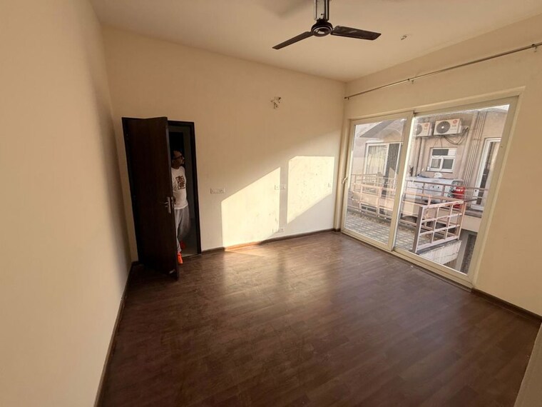 Room, bptp-amstoria 3 Bedroom 2700 Sq.Ft. Apartment In Sector 102 Gurgaon 10257805