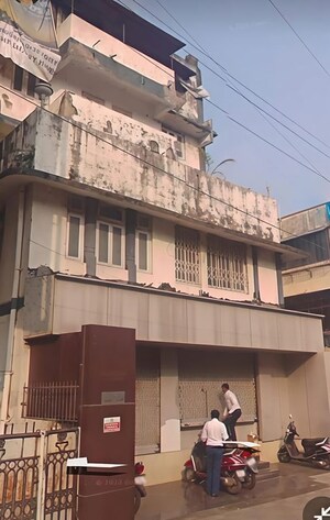 3 BHK Villa For Sale in Bandra West