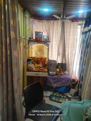 Living Room in 1.5 BHK Apartment at Kharghar – for Sale