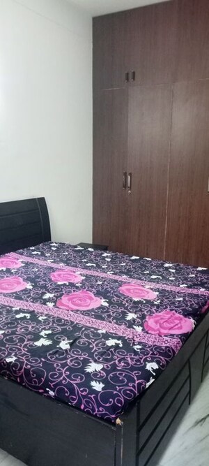 Bedroom in 2 BHK Builder Floor at DLF City Phase IV, Dlf Phase iv – for Rent