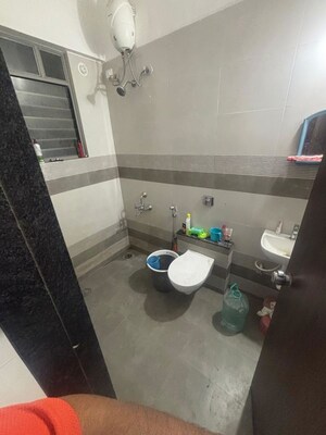 Bathroom in 2 BHK Apartment at Link Road – for Rent
