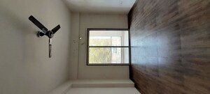 Room in 3 BHK Apartment at Kamal Vihar – for Rent