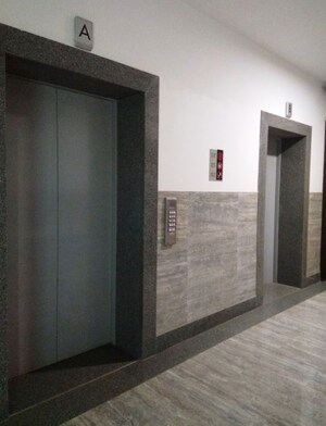 Lift in 3 BHK Apartment at Kalpataru Crest, Bhandup West – for Sale