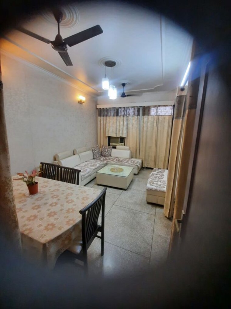 Living Room, jasola 2 Bedroom 100 Sq.Yd. Builder Floor In Jasola Delhi 10258104