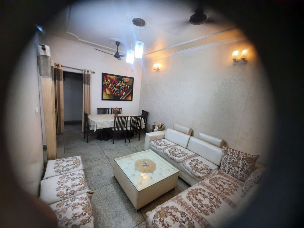 2 BHK + Pooja Room,Servant Room,Study Room,Extra Room Builder Floor For Sale in Jasola