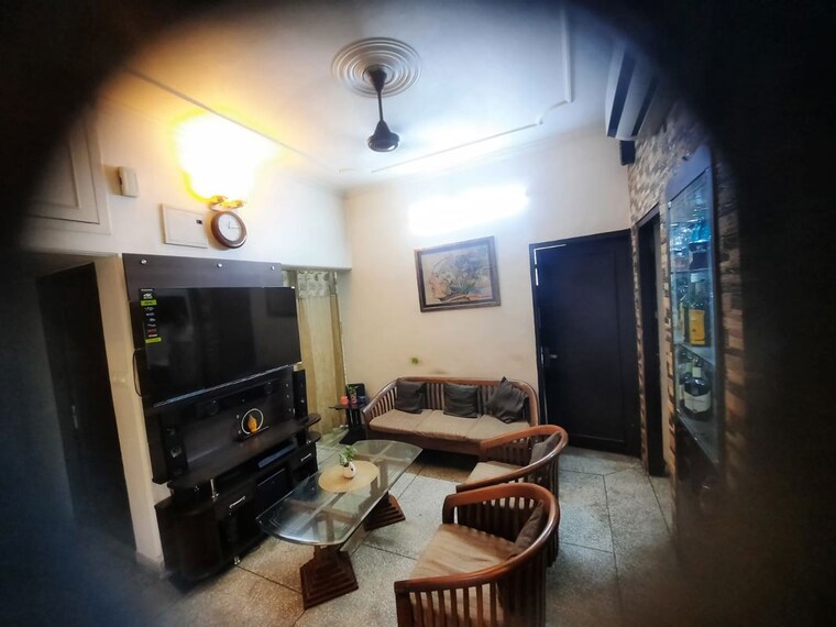 Living Room, jasola 2 Bedroom 100 Sq.Yd. Builder Floor In Jasola Delhi 10258104