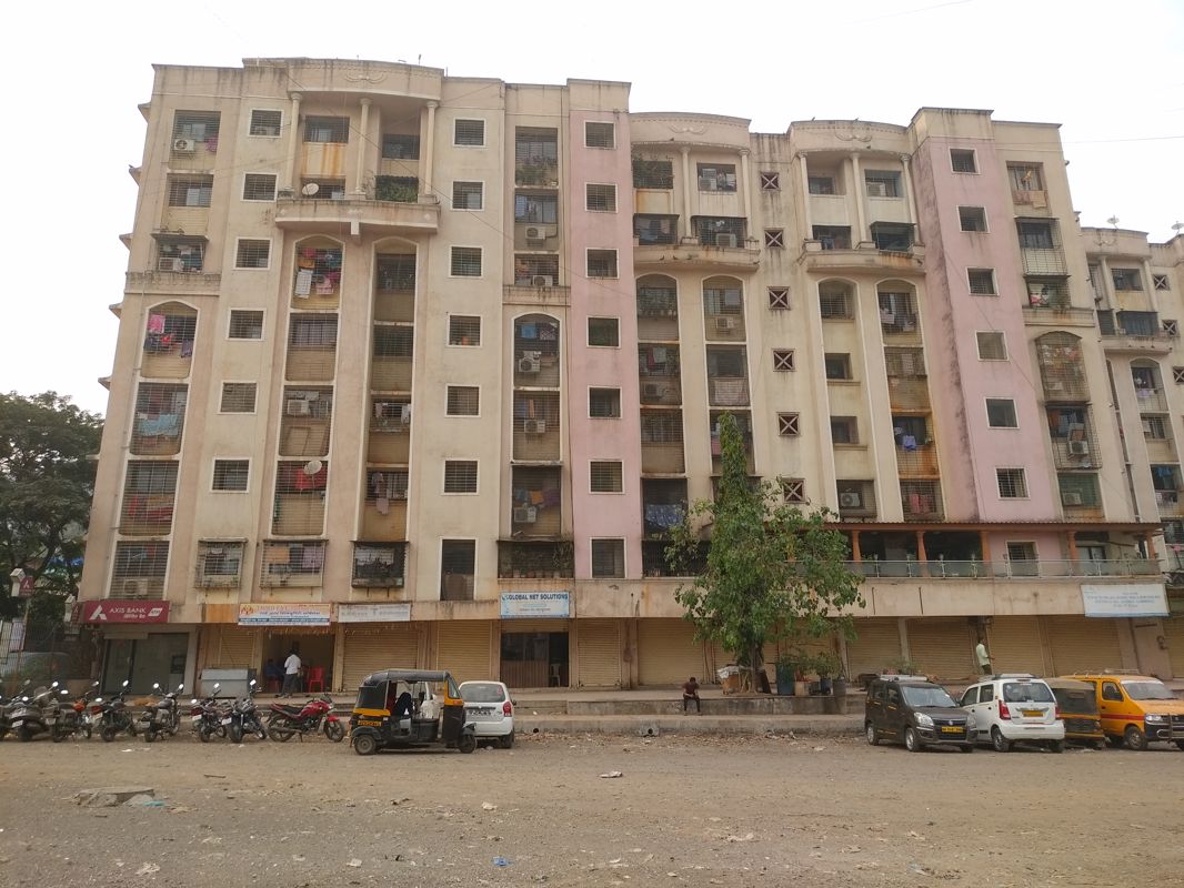 1 BHK 400 Sq.Ft. Apartment in Kailash Park