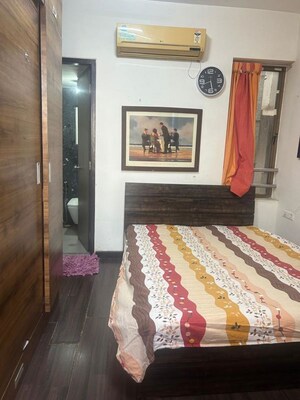 Bedroom in 1 BHK Apartment at Manavsthal Heights, Andheri East – for Sale