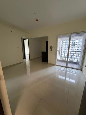 Room in 1 BHK Apartment at Kolte Patil Life Republic 16th Avenue Arezo, Hinjewadi – for Rent