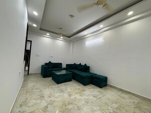 2 BHK Builder Floor For Rent in Saket