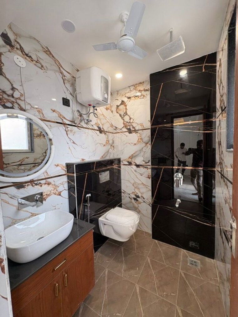 Team Area, sector 46 3 Bedroom 200 Sq.Yd. Builder Floor In Sector 46 Gurgaon 10258278