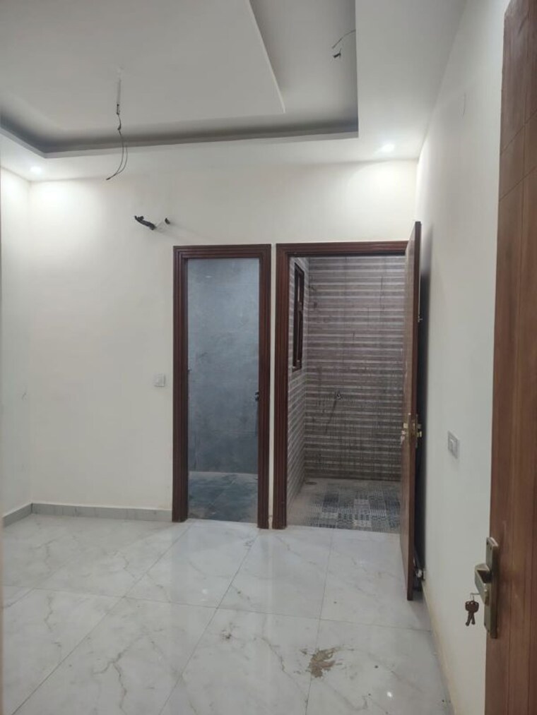 Room, pir machalla 3 Bedroom 1300 Sq.Ft. Builder Floor In Pir Machalla Zirakpur 10258318
