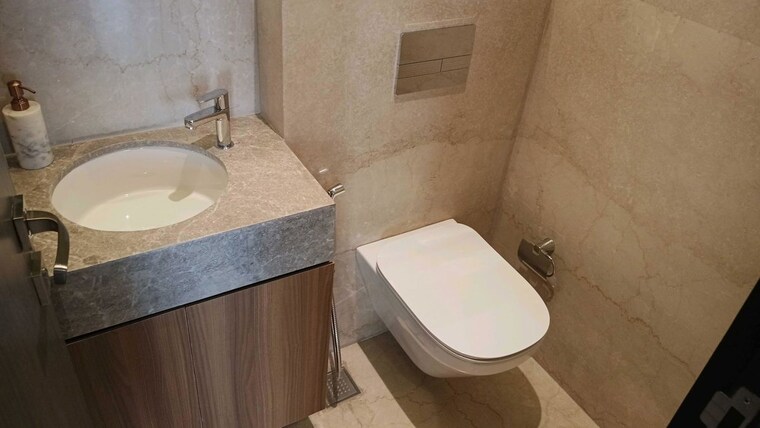 Bathroom, piramal-mahalaxmi 3 Bedroom 1490 Sq.Ft. Apartment In Mahalaxmi Mumbai 10258308