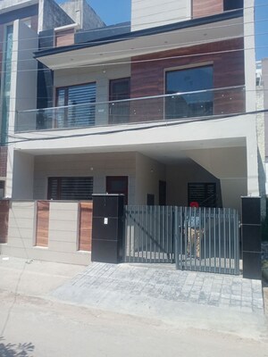 4 BHK Independent House For Sale in Prem Satyam Swastik Apartment, Patiala Road