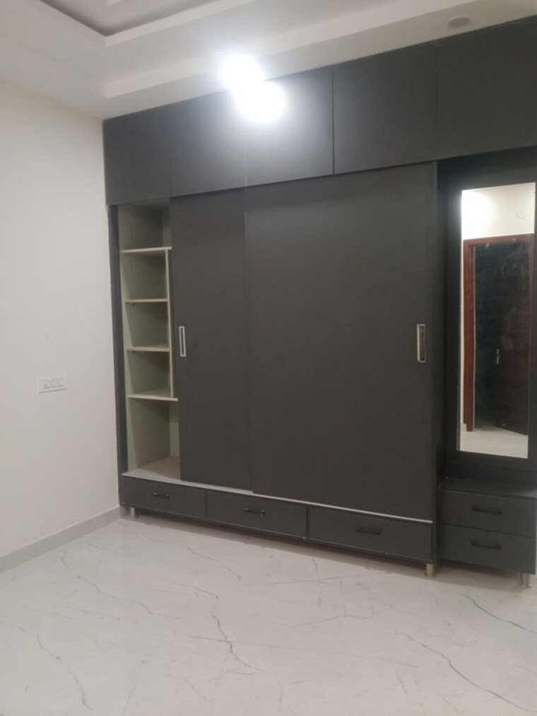 Room, prem-satyam-swastik-apartment 4 Bedroom 150 Sq.Yd. Independent House In Patiala Road Zirakpur 10258238