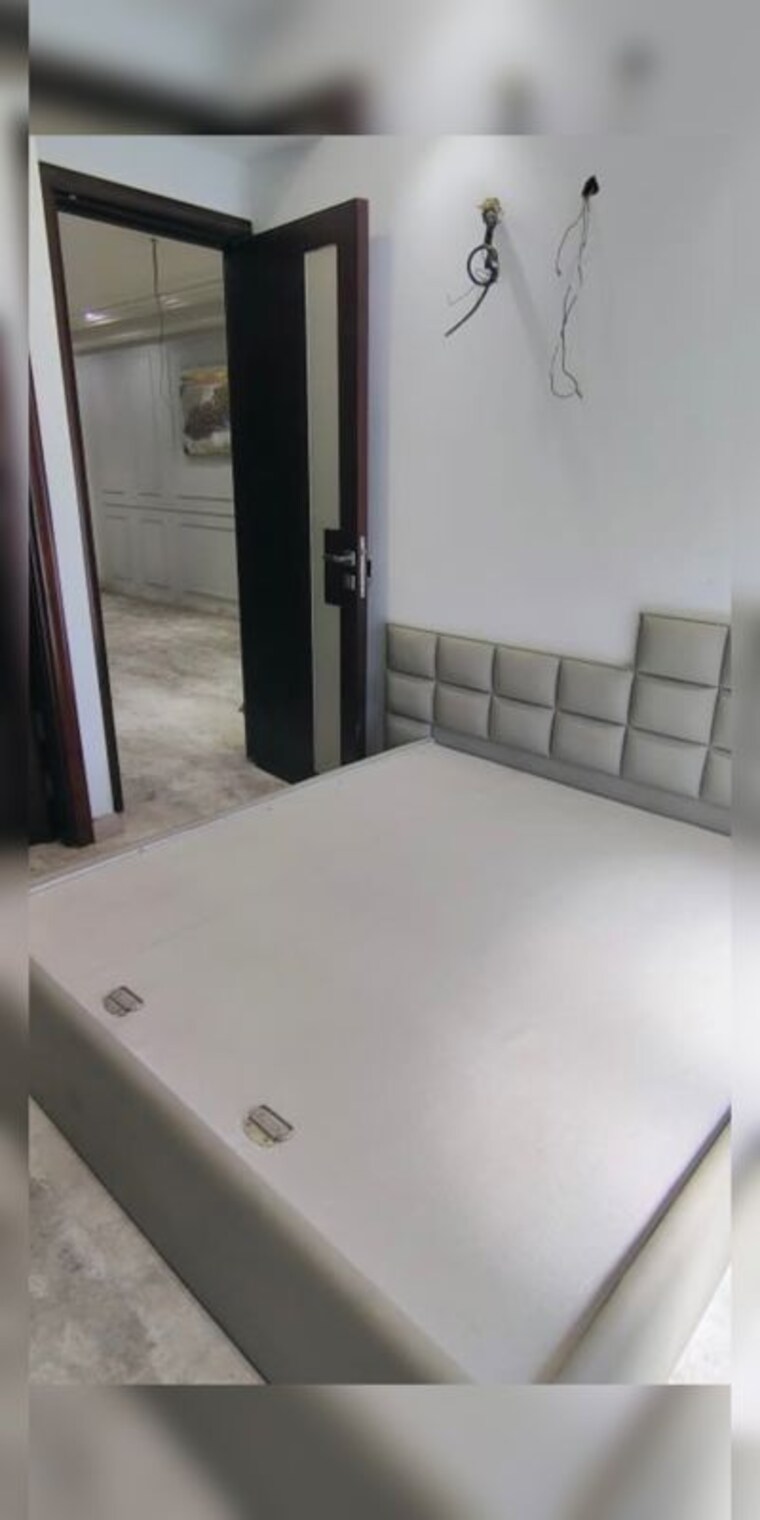Room, rohini sector 16 3 Bedroom 1150 Sq.Ft. Builder Floor In Rohini Sector 16 Delhi 10258311