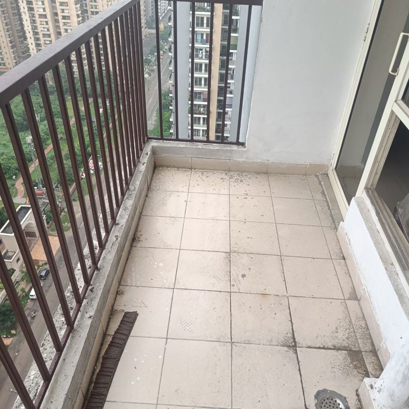 2 BHK + Study Room Apartment For Rent in Amrapali Golf Homes