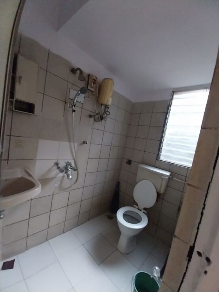 Bathroom, andheri-green-field-towers 2 Bedroom 761 Sq.Ft. Apartment In Jogeshwari East Mumbai 10258366