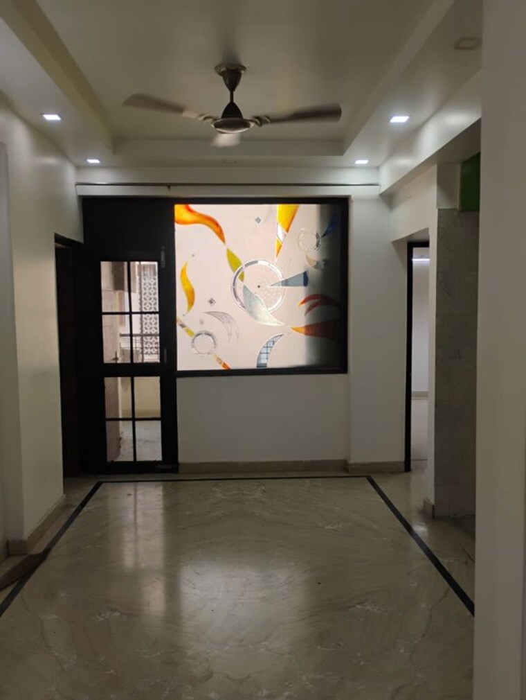 Room, sector 18 dwarka 3 Bedroom 1900 Sq.Ft. Apartment In Sector 18 Dwarka Delhi 10258386
