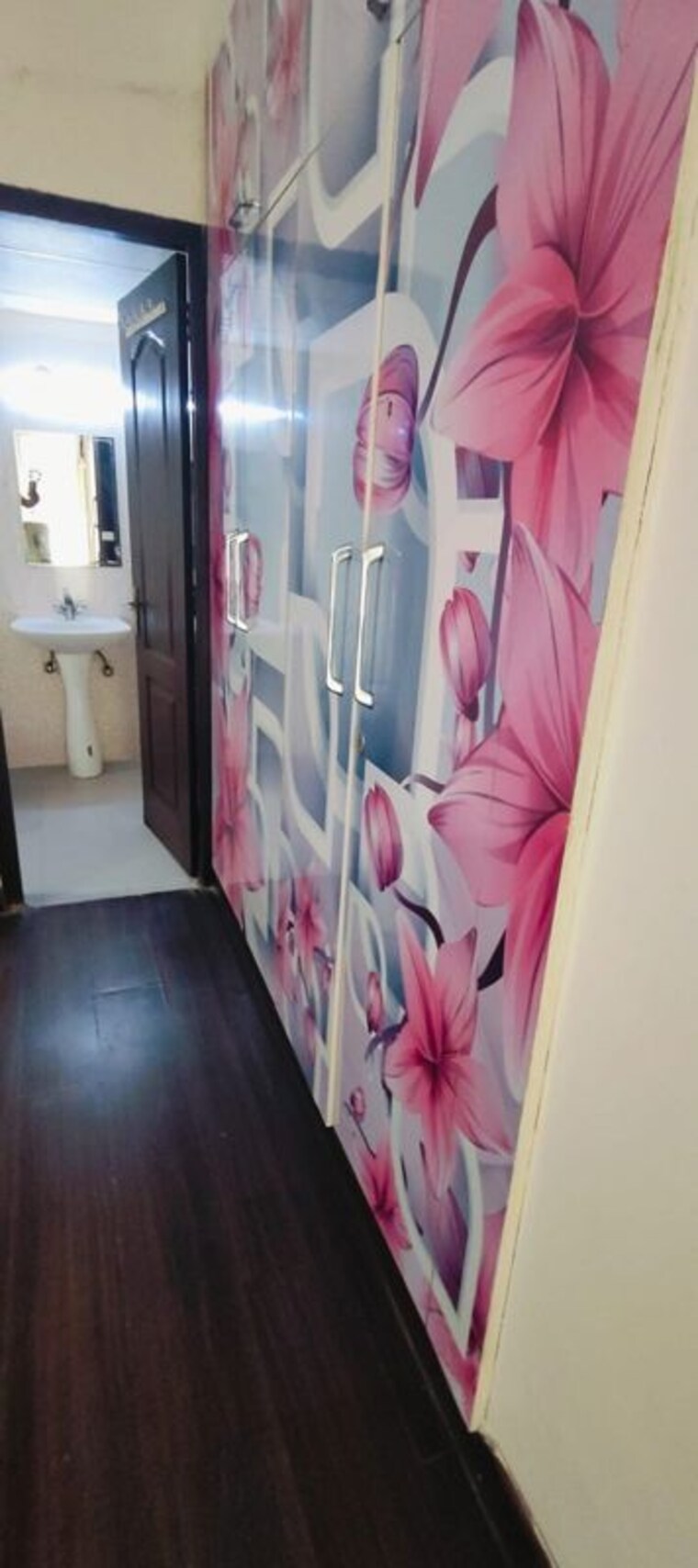 Bathroom, aims-golf-city 3 Bedroom 1350 Sq.Ft. Apartment In Sector 75 Noida 10258365