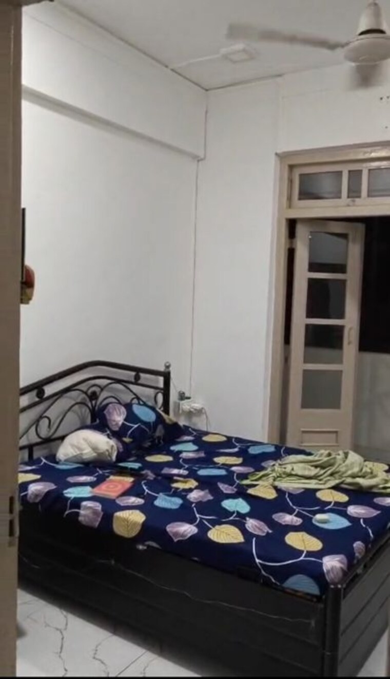  Parking, sumangal-chs-sion 2 Bedroom 550 Sq.Ft. Apartment In Sion Mumbai 10258389