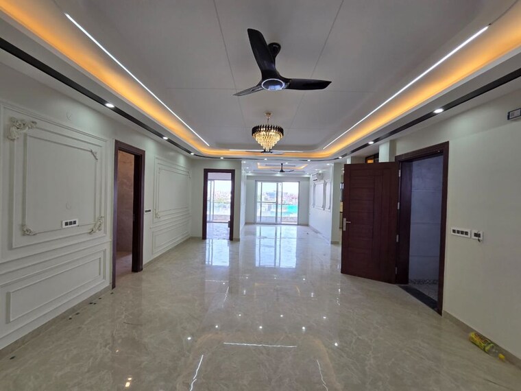 Room, sector 9a 3 Bedroom 263 Sq.Yd. Builder Floor In Sector 9a Gurgaon 10258391