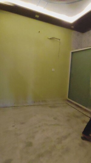 Room in 1.5 BHK Builder Floor at New Moradabad – for Rent