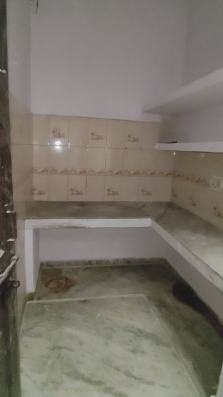 Kitchen, buddhi vihar 4 Bedroom 162 Sq.Mt. Builder Floor In Buddhi Vihar Moradabad 10258475