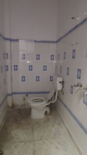 Bathroom in 4 BHK Builder Floor at Buddhi Vihar – for Rent