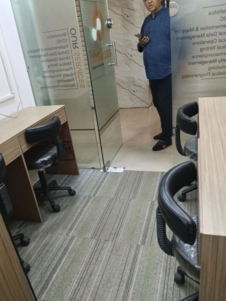 Team Area, malad east Commercial Office Space 120 Sq.Ft. In Malad East Mumbai 10258469