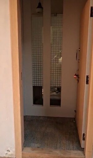 Room in  Office Space at Ram Niwas Dadar East, Dadar East – for Rent