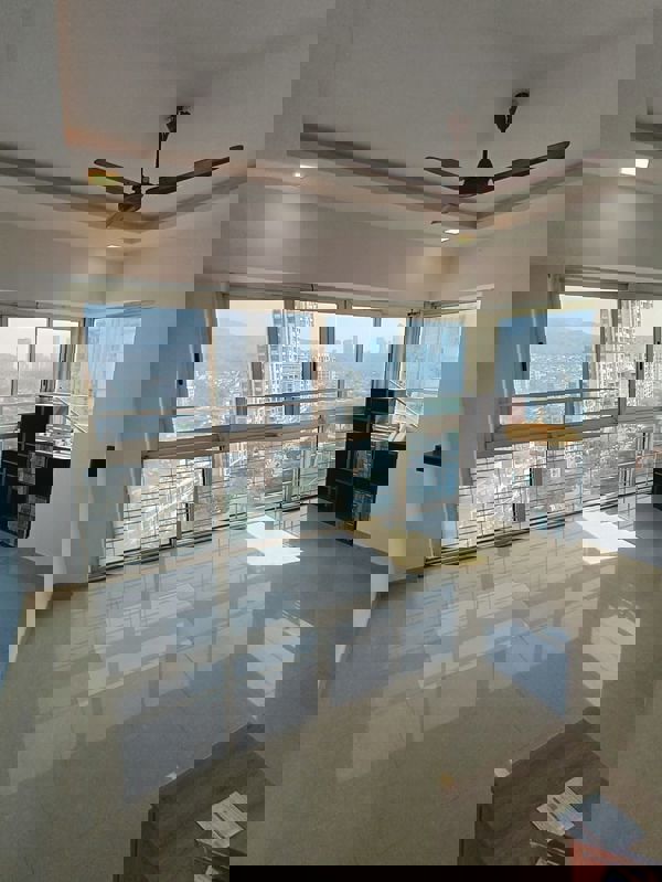 3 BHK 1200 Sq.Ft. Apartment in Lokhandwala Whispering Palms XXclusives